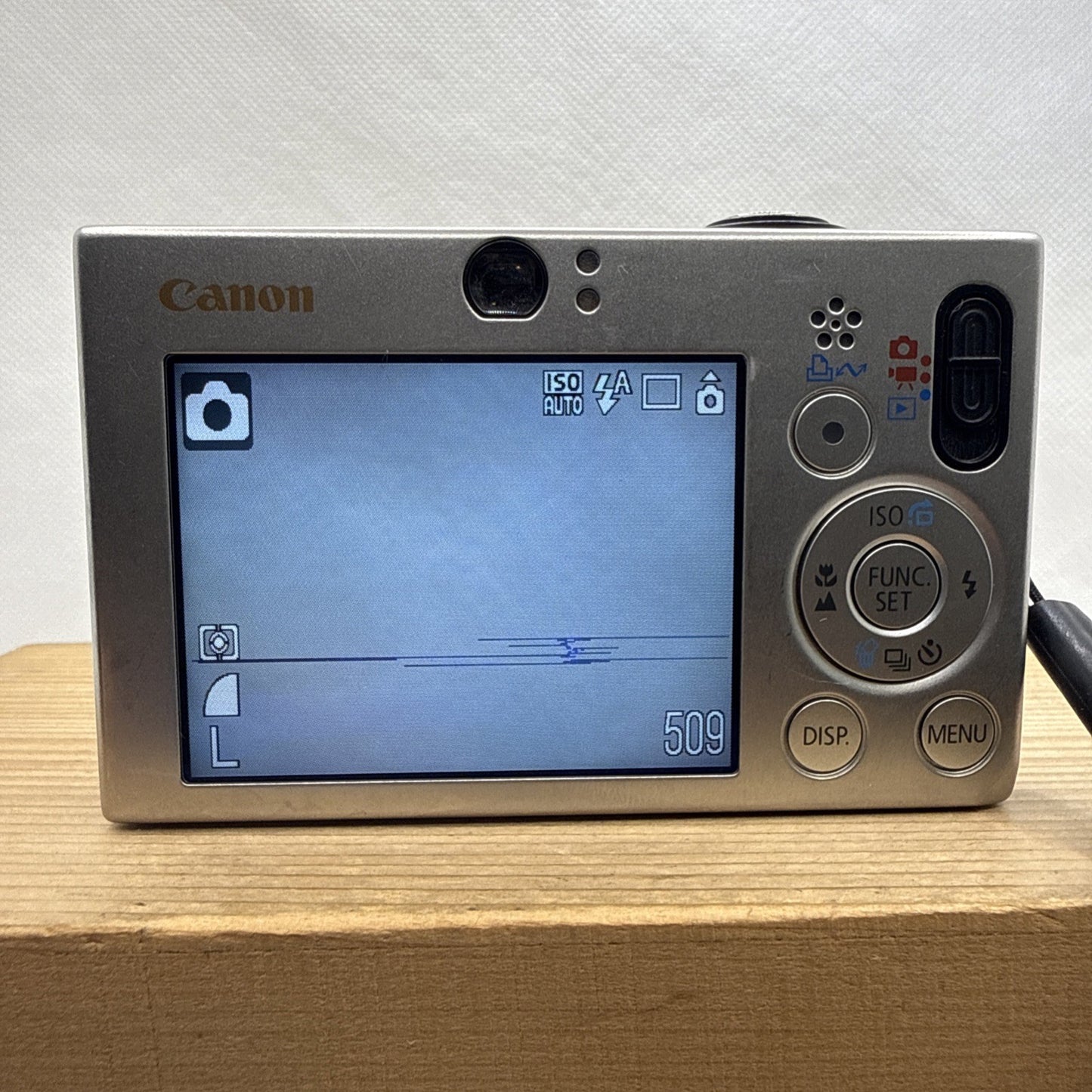 Canon IXUS 70 7.1MP Digital Camera Tested *Minor Screen Issue* + Accessories