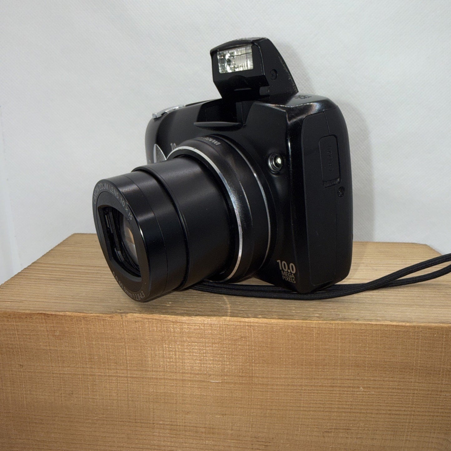 Canon Powershot SX120IS 10MP Digital Camera Tested + Case And 4GB SD Memory Card