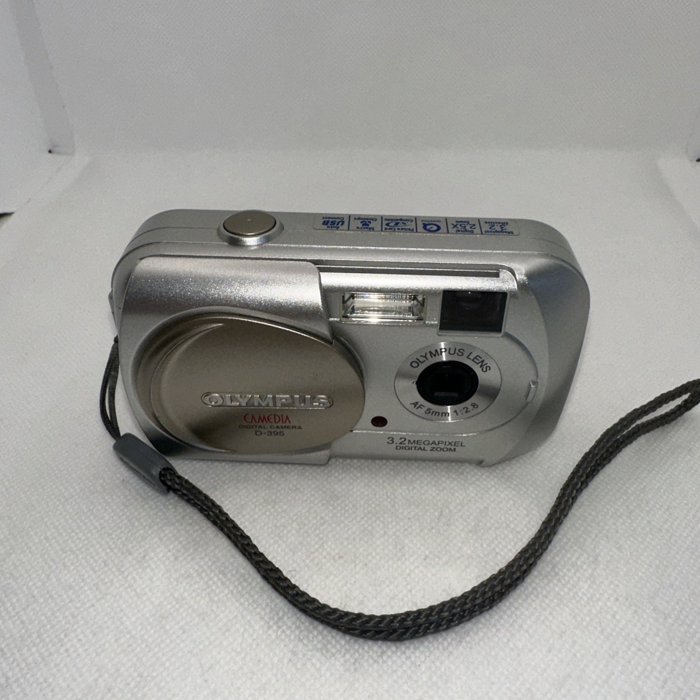 Olympus Digital Camera Camedia D-395 2.0MP Tested Plus Batteries And XD Card2