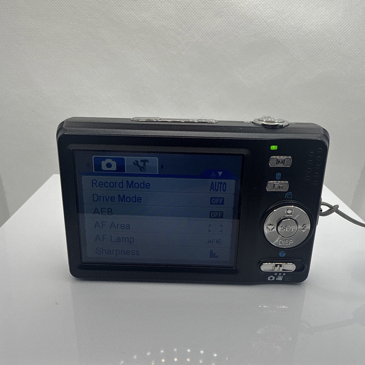 Praktica Luxmedia 10-03 10MP Digital Camera Boxed Tested + Charger Battery 1GB