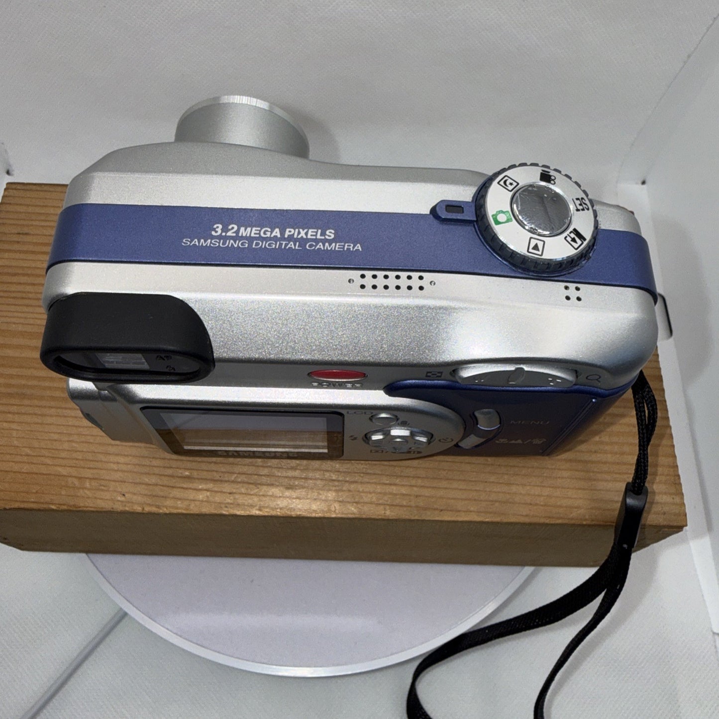 SAMSUNG DIGIMAX 350SE DIGITAL CAMERA 3.2MP TESTED + MEMORY AND FREE GIFTS RETRO
