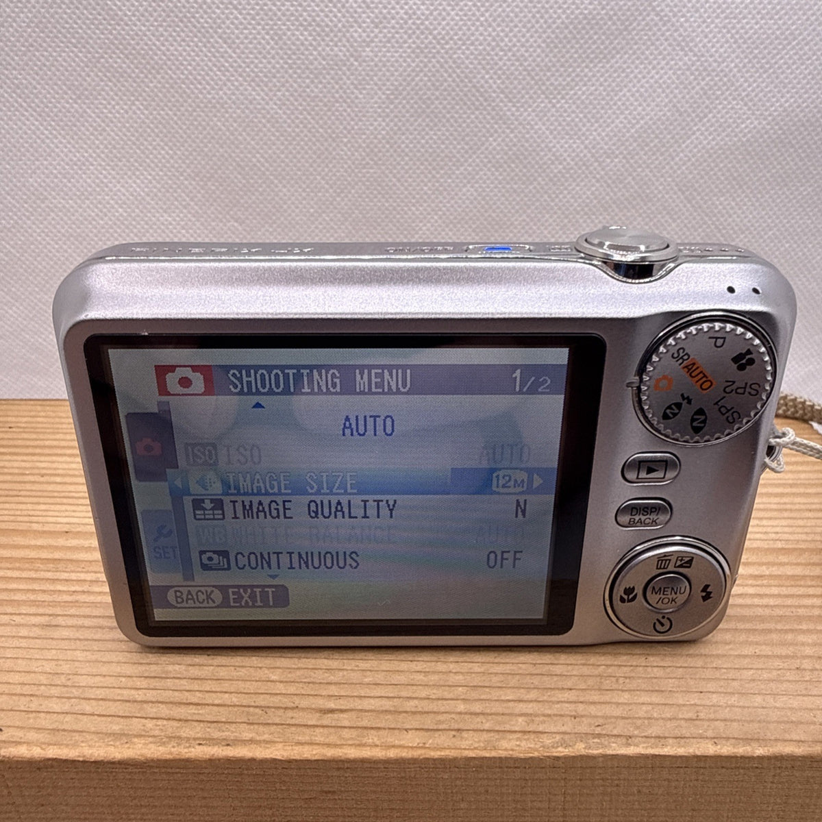Fujifilm FinePix JX210 12MP Digital Camera Tested + Charger Battery 4GB SD Card