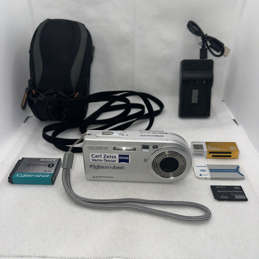Sony Cybershot DSC-P100 5MP Digital Camera Tested + Charger Battery Memory Case0