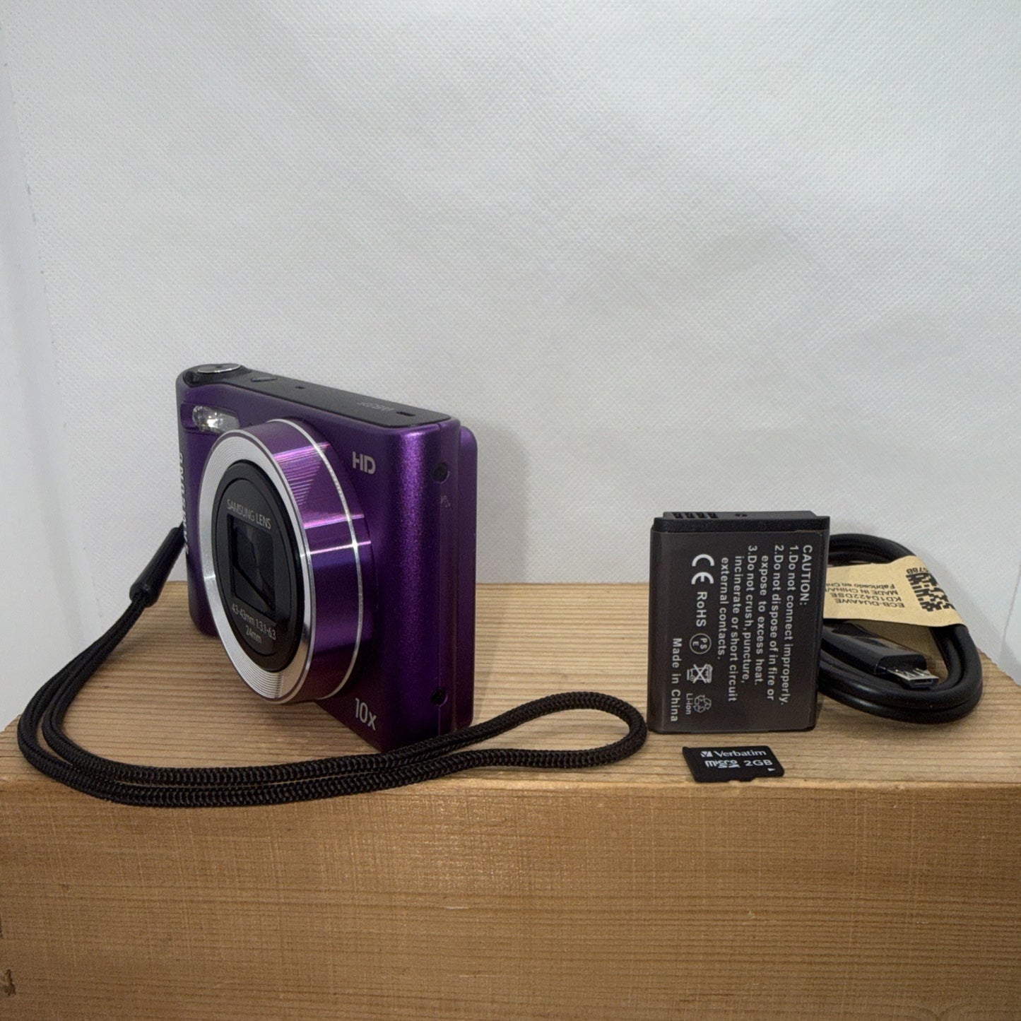 Samsung WB31F 16.2MP Digital Camera Tested Purple + Charger Battery 2GB SD Card