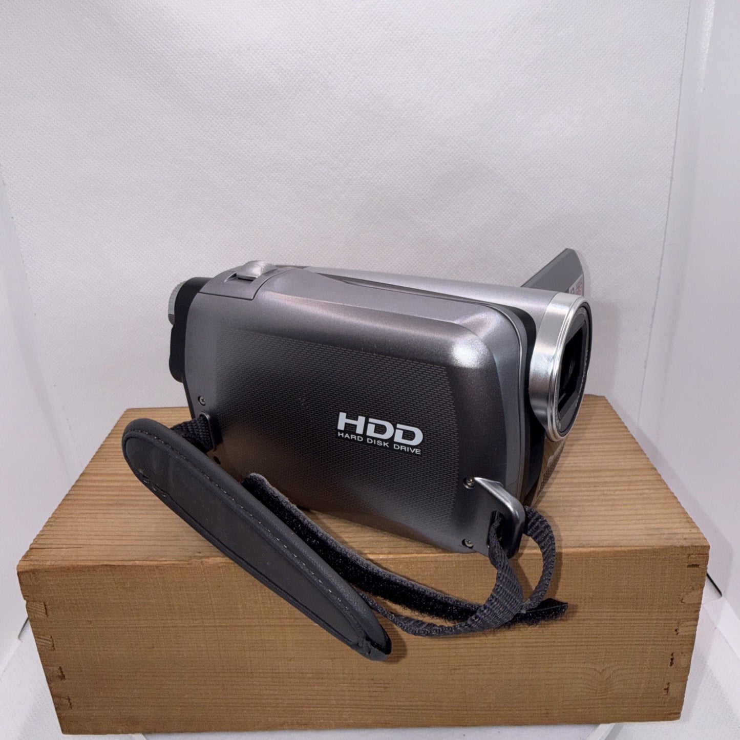 Panasonic SDR-H40 HDD 40GB HD Video Handycam Camcorder Tested + Accessories