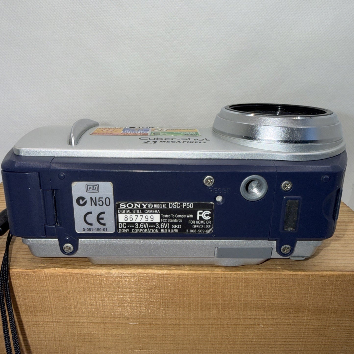Sony Digital Camera Cybershot DSC-P50 2.1MP Silver Tested + Memory Retro