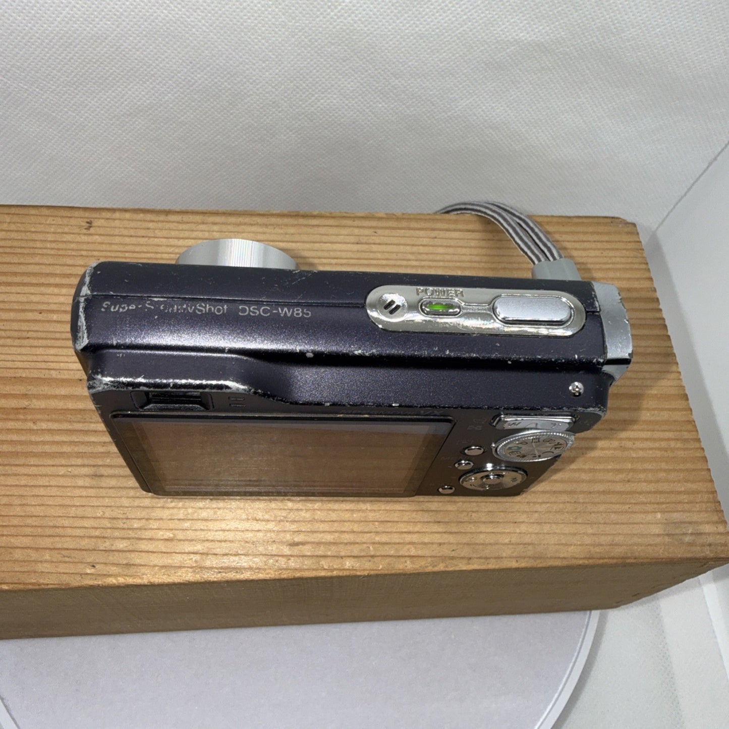 Sony Cyber-shot DSC-W85 7.2MP Camera Tested *Scratches + Charger Battery Memory