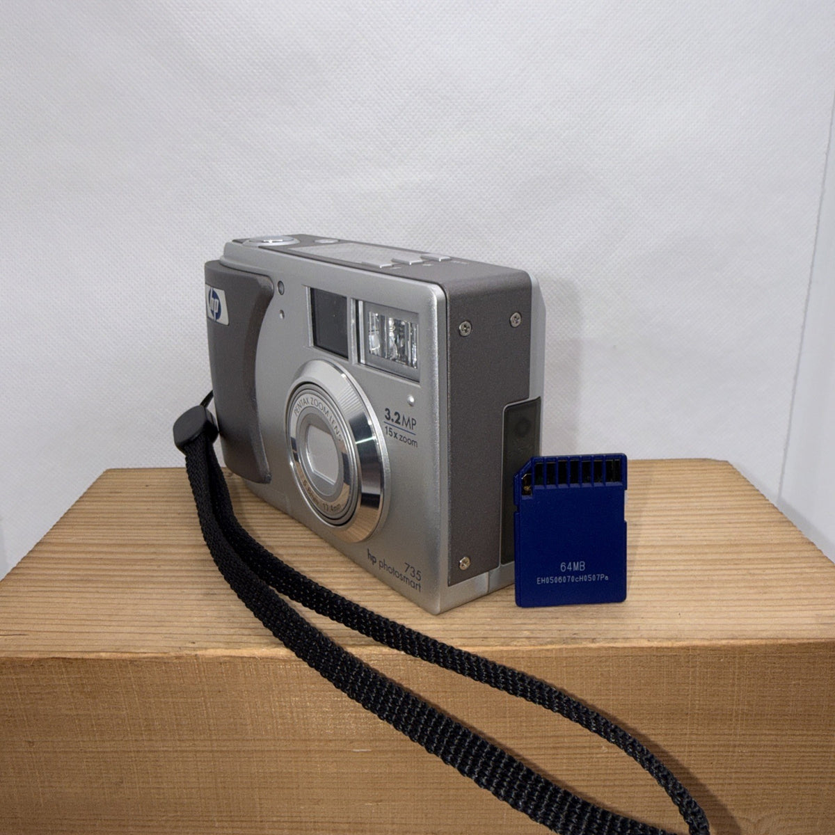 HP Digital Camera Photosmart 735 3.2MP Silver Tested Working + SD Card Retro y2k
