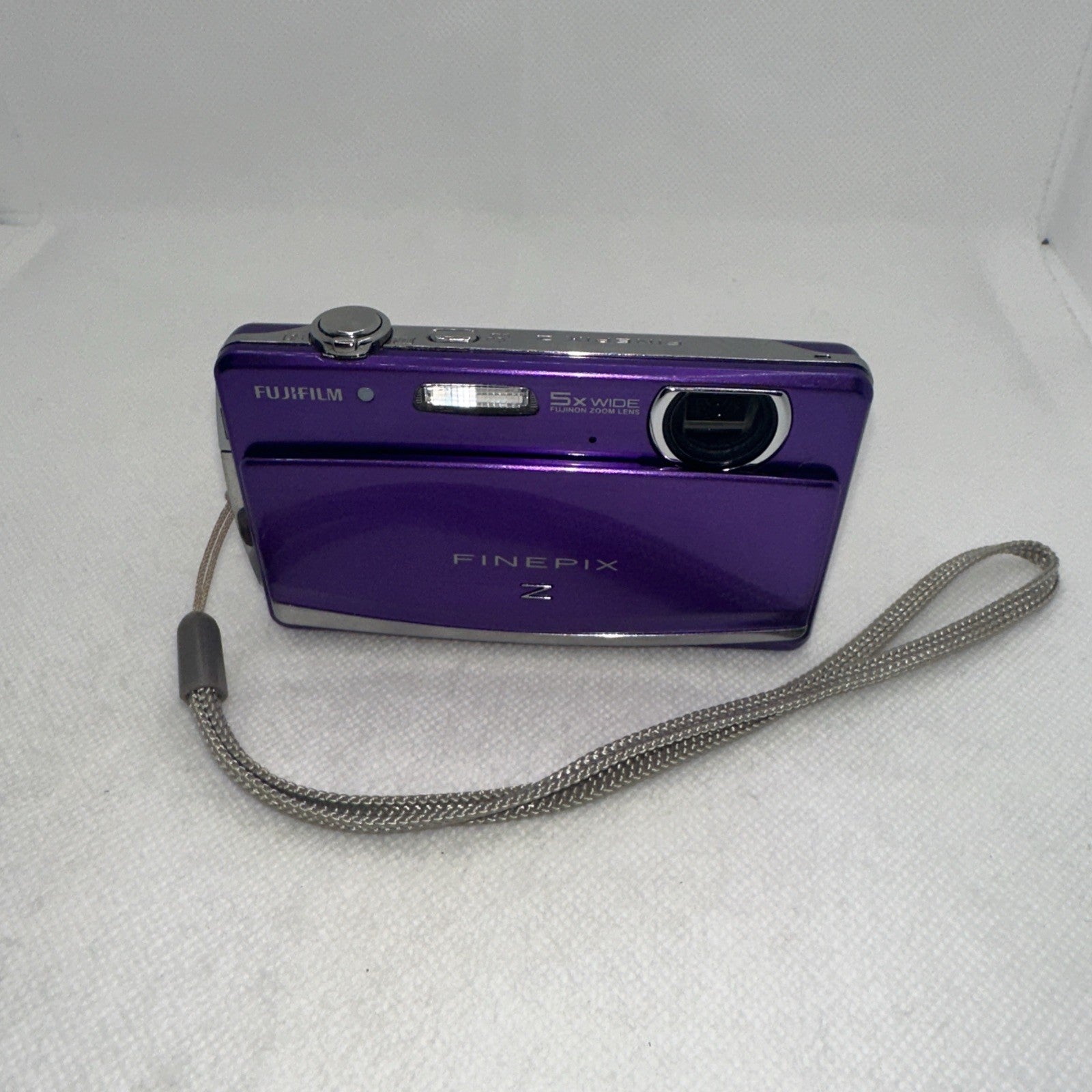 Fujifilm FinePix Z90 14.2MP Digital Camera Touch Screen + Accessories VGC2