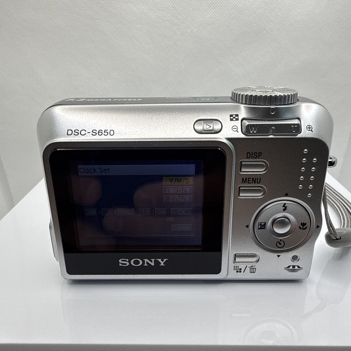 Sony Cybershot DSC-S650 7.2MP Digital Camera Working Full Kit With Accessories