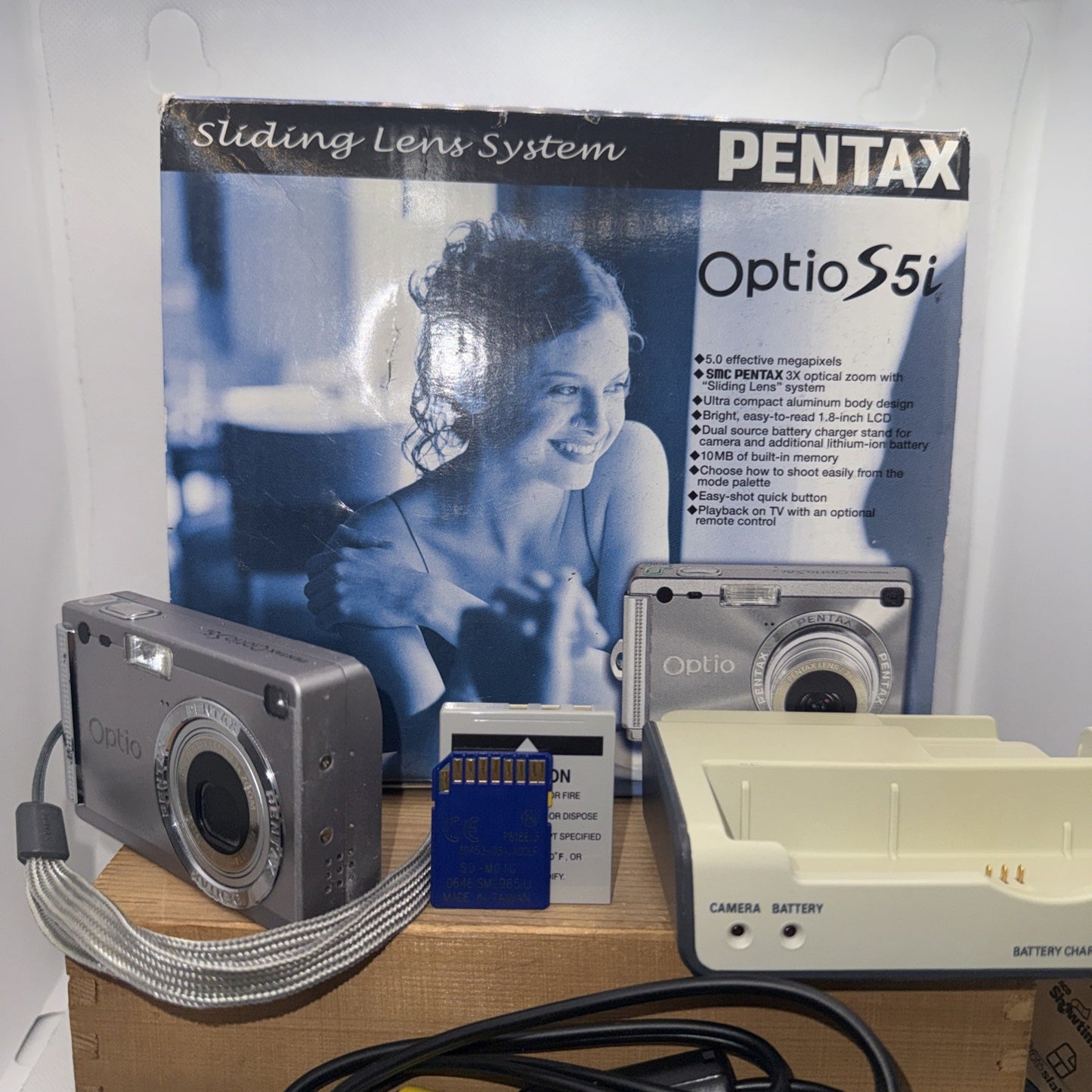 Pentax 5MP Digital Camera Optio S5i Boxed Tested + Charger Battery 1GB SD Card