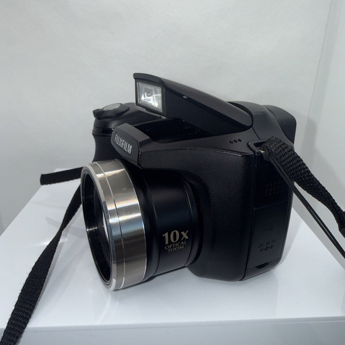 Digital Bridge Camera Fujifilm FinePix S5800 8MP Tested + Charger Batteries 4GB