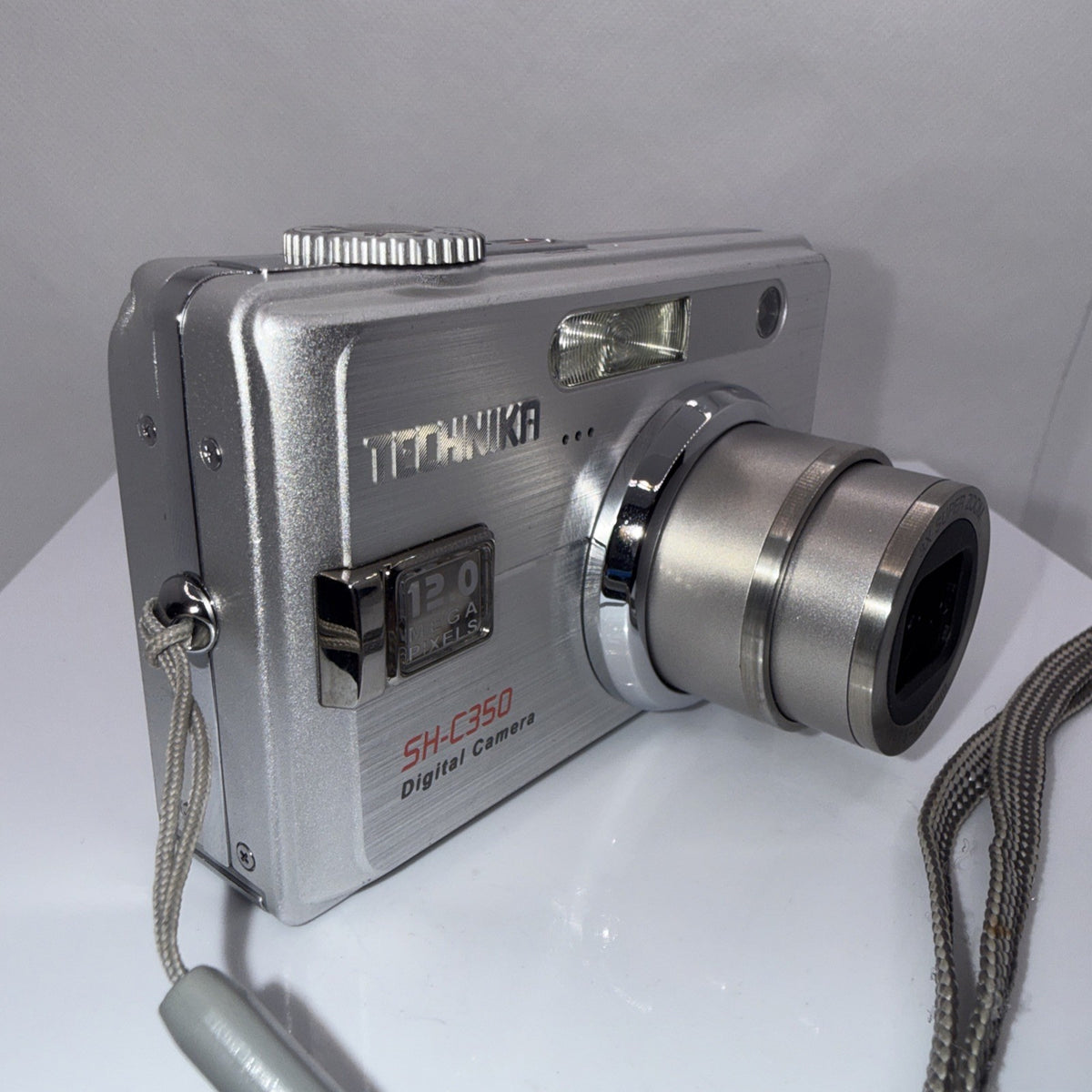 Technika SH-C350 12MP Digital Camera Tested + Charger Battery Case 4GB SD Card