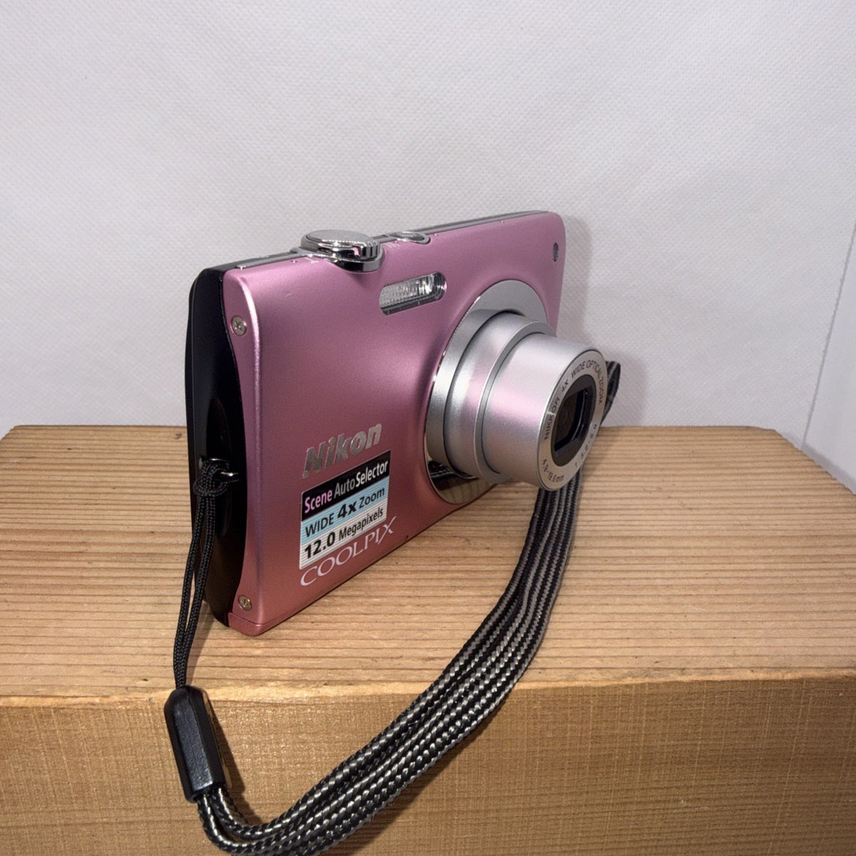 Nikon Coolpix S2500 12MP Pink Digital Camera Tested + Charger Battery 4GB SD