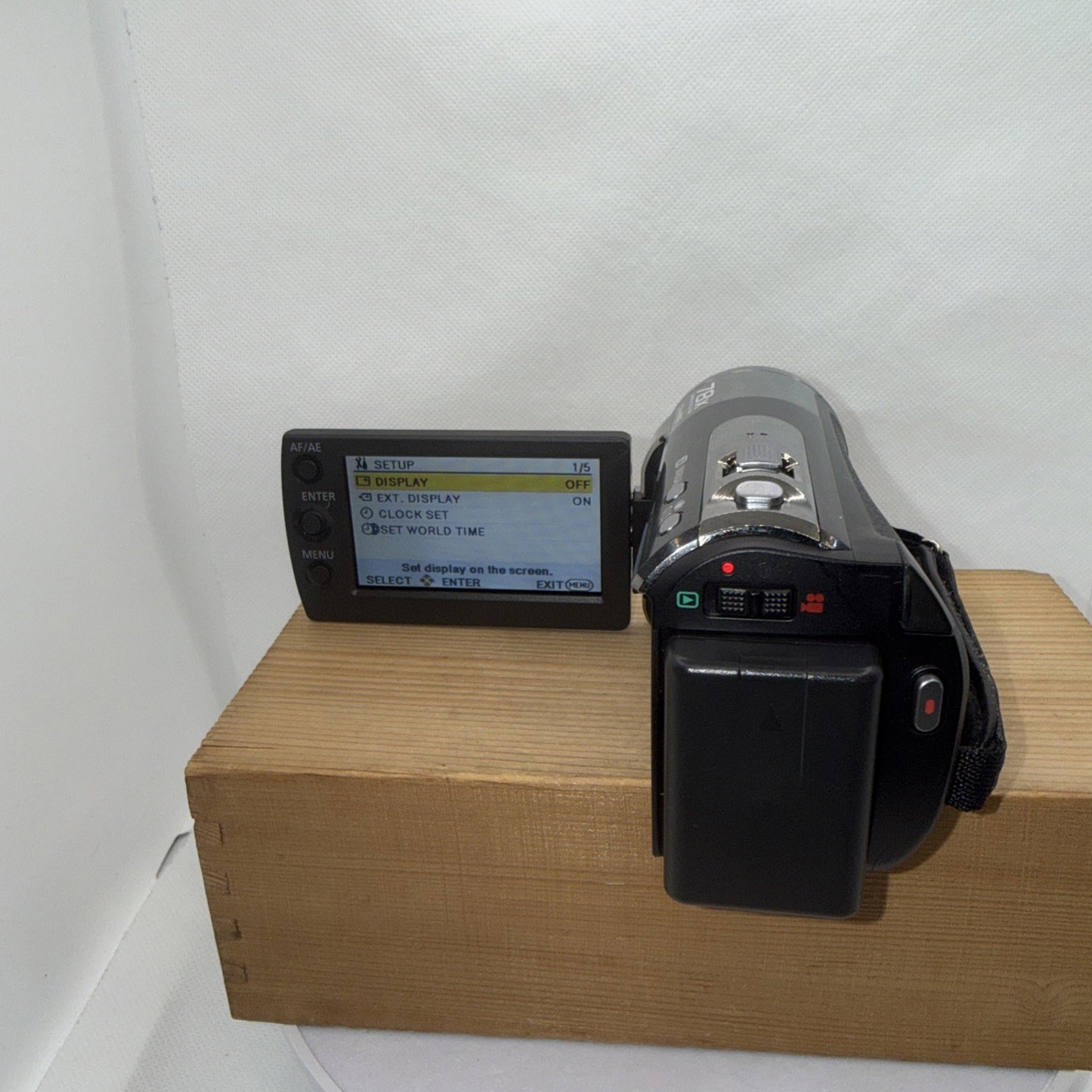 Panasonic SDR-S50 SD Camcorder Video Camera 78x Zoom LCD Screen Tested Working