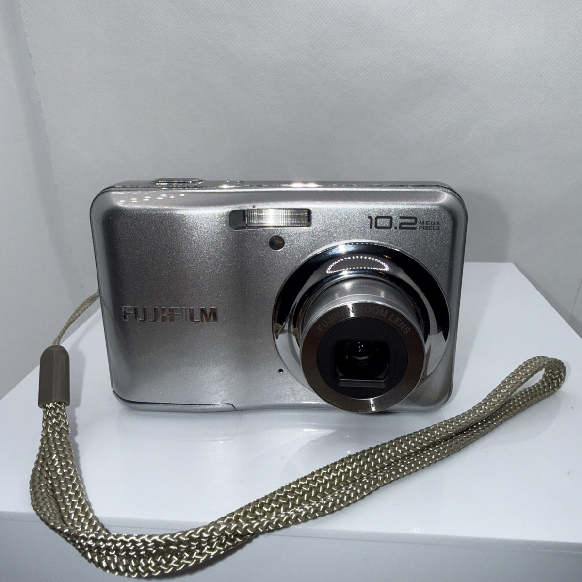 Fujifilm Digital Camera FinePix A170 10.2MP Tested + Charger Battery 4GB SD