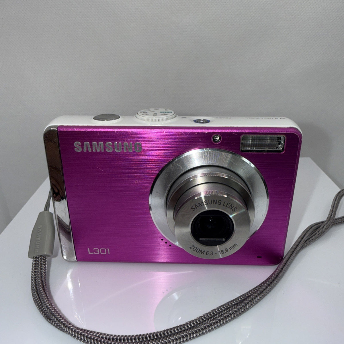 Samsung L301 12.2MP Digital Camera Pink Tested Working + Charger Battery 4GB SD