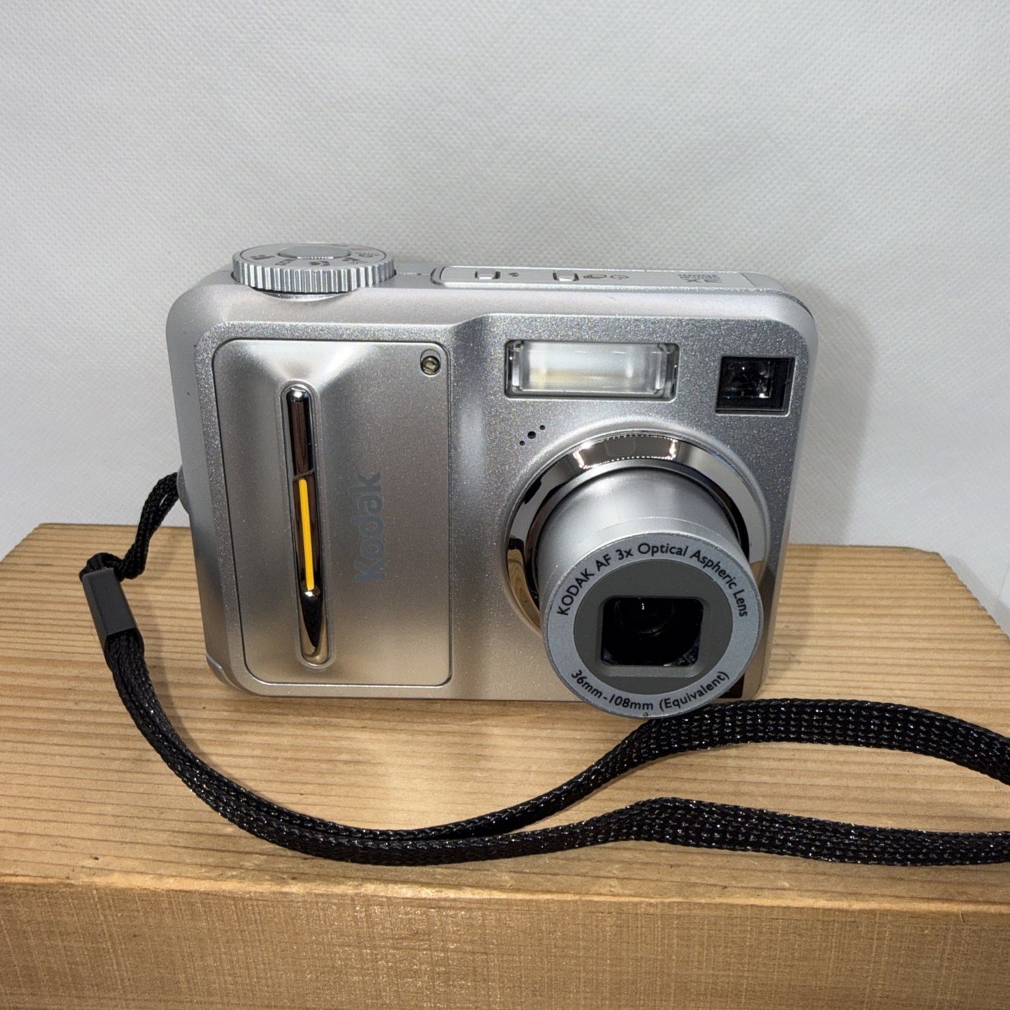 Kodak Easy Share C653 6.1MP Digital Camera Tested + 4GB SD Card & 2 X Free Gifts