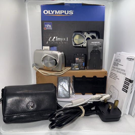 Olympus MJU 400 4MP Digital Camera Boxed Tested + Charger Battery Memory & More
