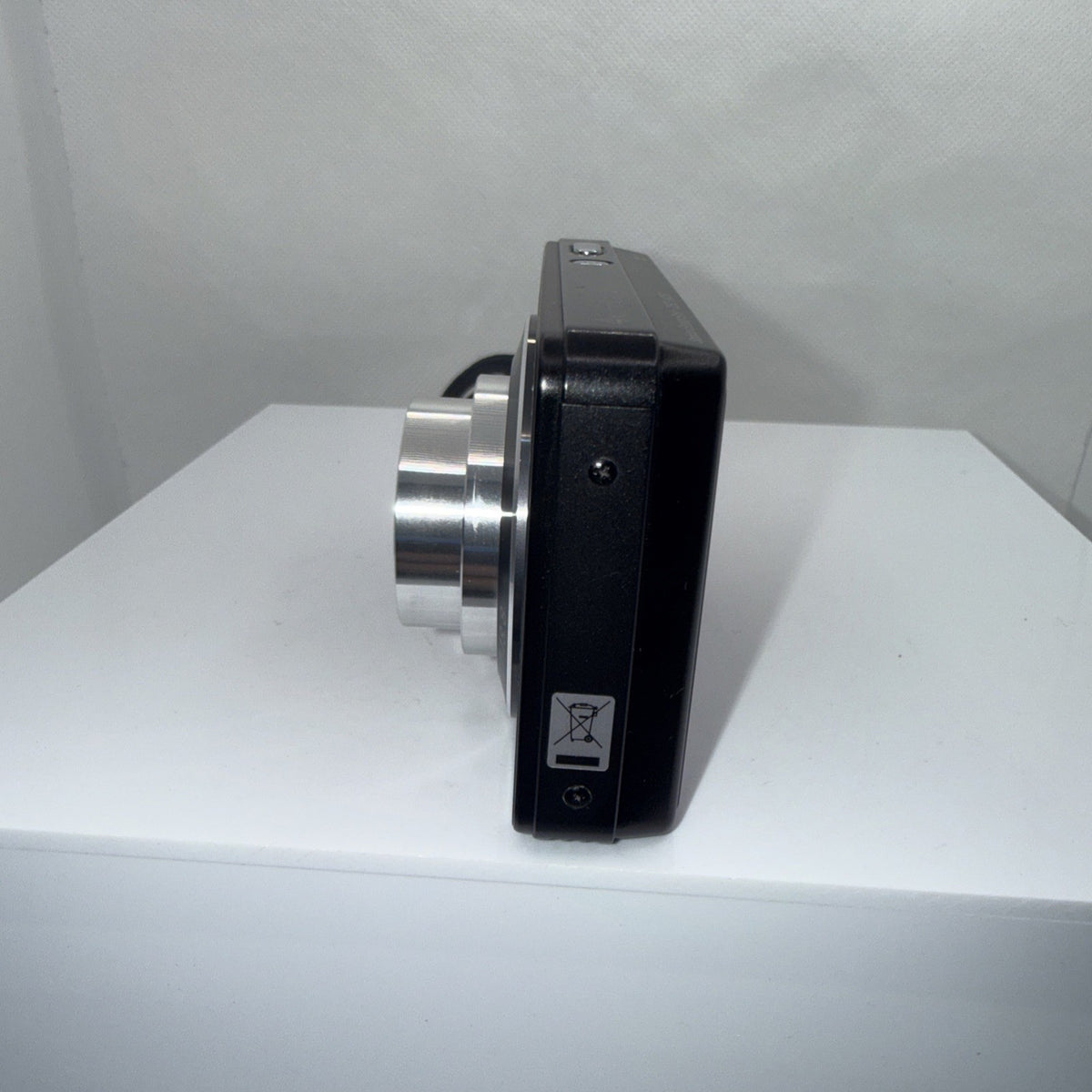 Sony Cybershot DSC-W350 14.1MP Digital Camera, Tested + Charger Battery 4GB VGC
