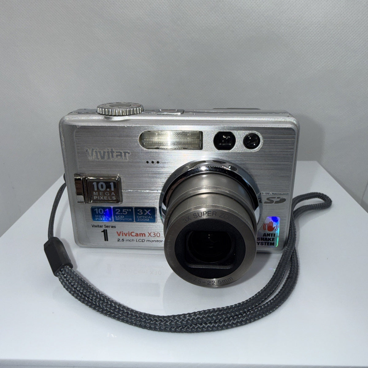 Digital Camera Vivitar Vivicam X30 10.1MP Tested Working + Charger Battery 4GB