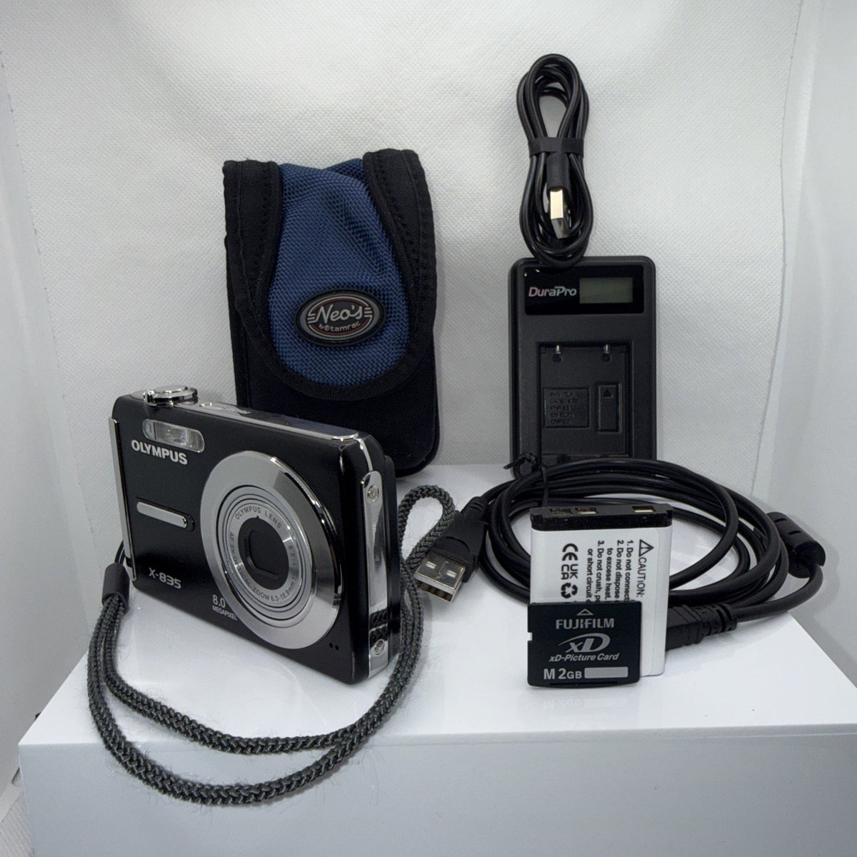 Olympus X-835 8MP Digital Camera Tested + Charger Battery Memory Case VGC