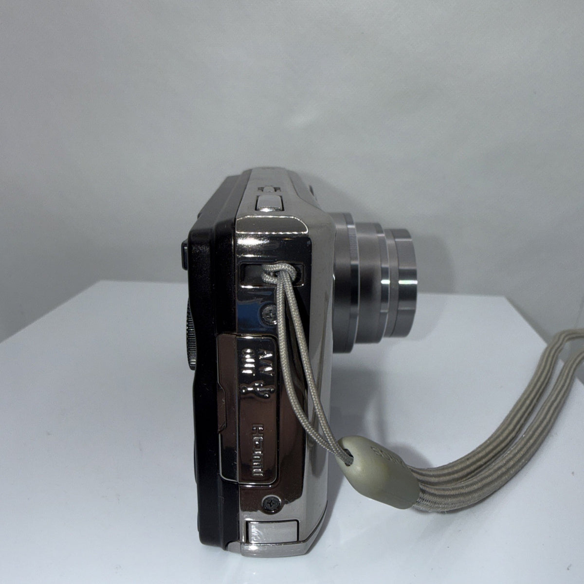 Sony Cyber-shot DSC-W370 Digital Camera Tested Working + Charger Battery Case SD