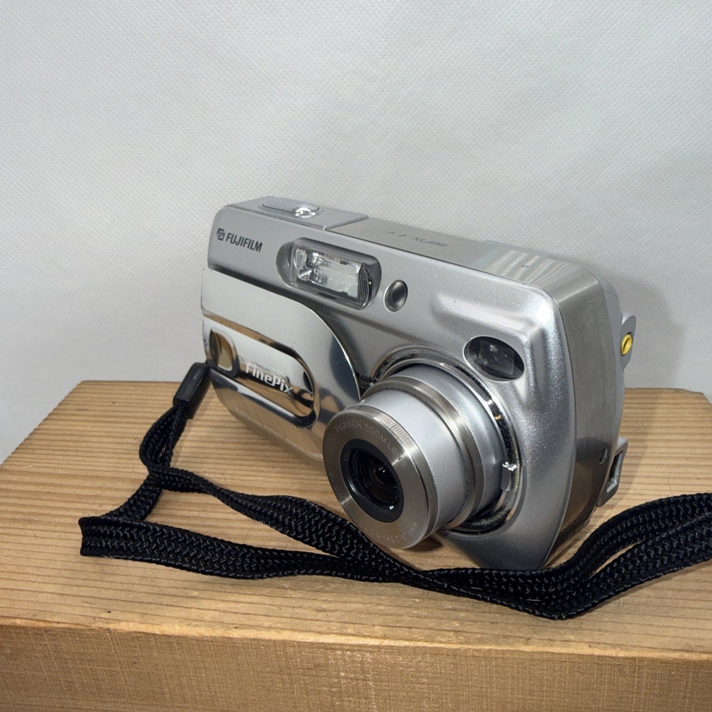 Fujifilm FinePix A340 4.0MP Digital Camera Tested Plus 128MB XD Card Retro Y2K