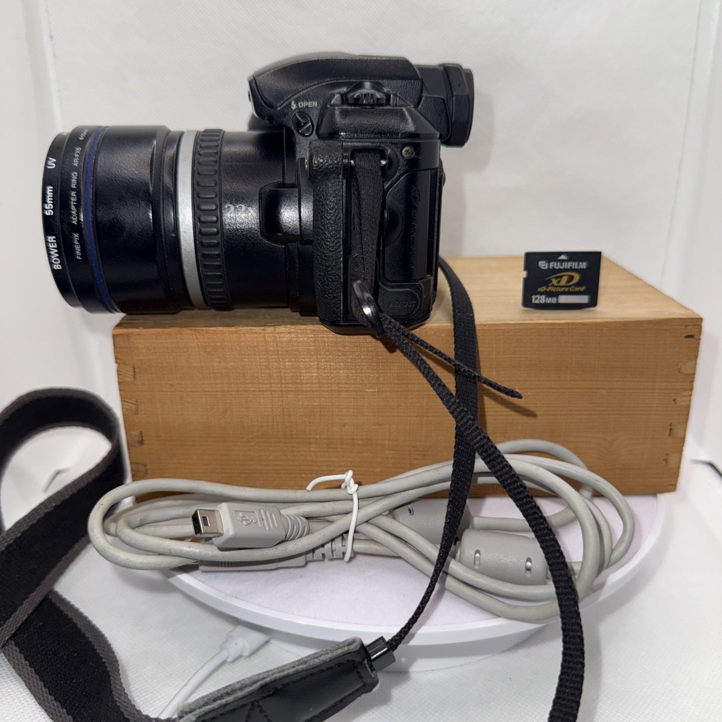 Fujifilm FinePix S Series S5000 3.1MP Digital Camera Tested + 128MB XD Card