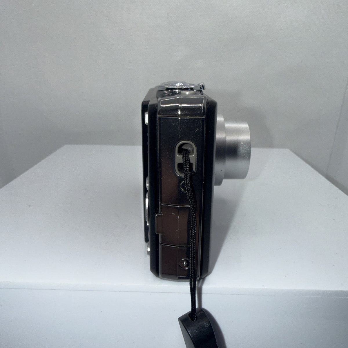 Panasonic Lumix DMC-FS7 10MP Digital Camera Tested + Charger Battery 4GB SD Card
