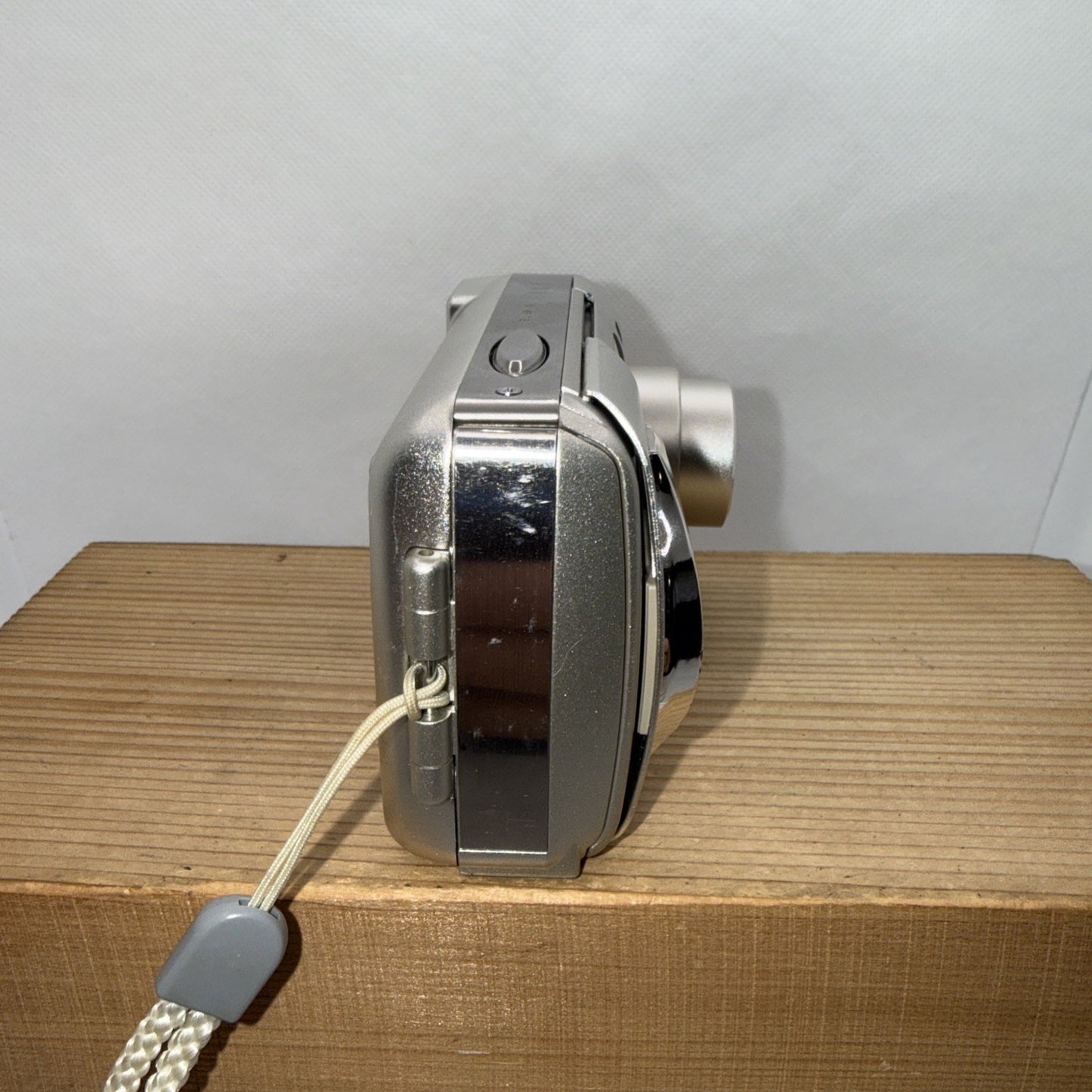 Olympus MJU 400 4MP Digital Camera Boxed Tested + Charger Battery Memory & More