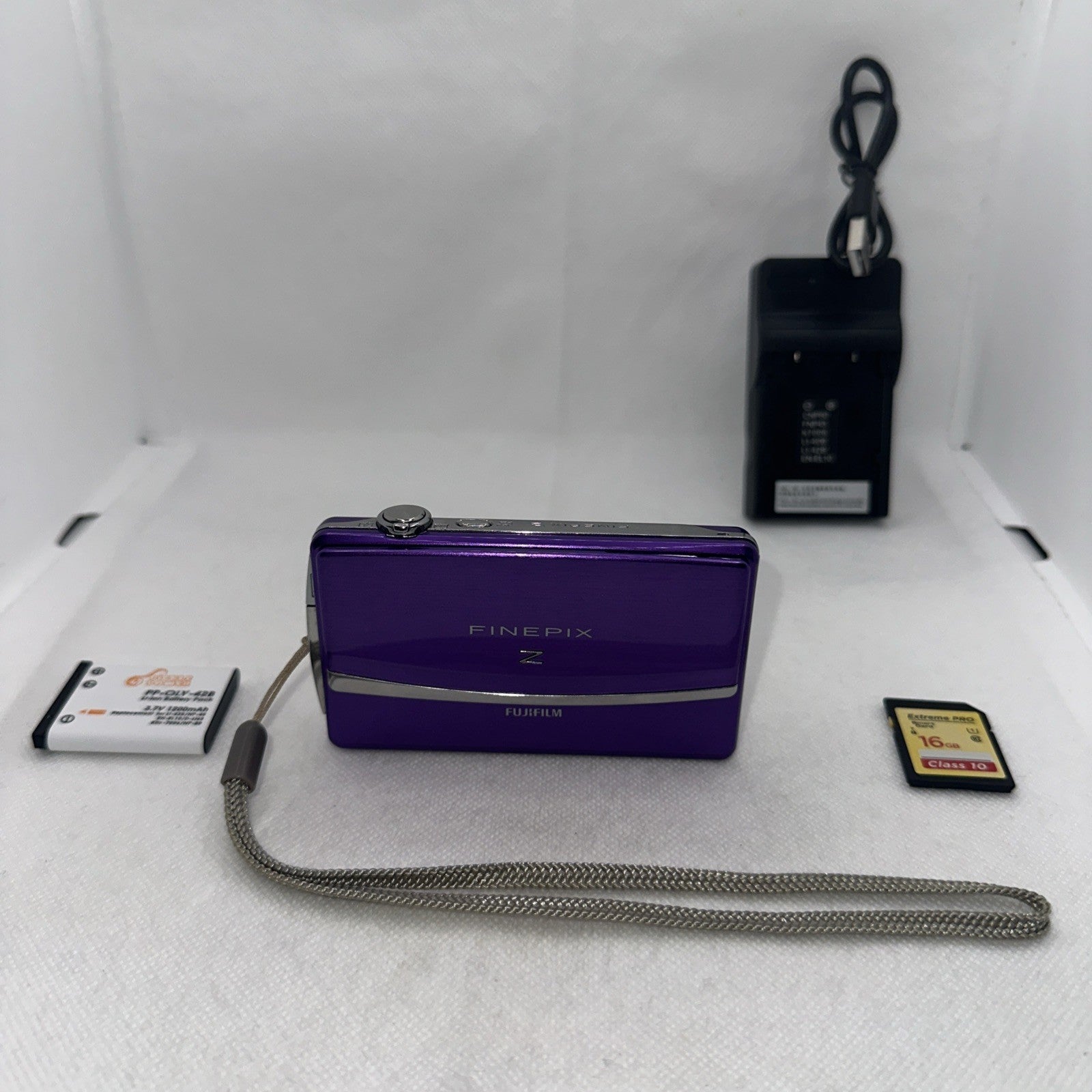 Fujifilm FinePix Z90 14.2MP Digital Camera Touch Screen + Accessories VGC0