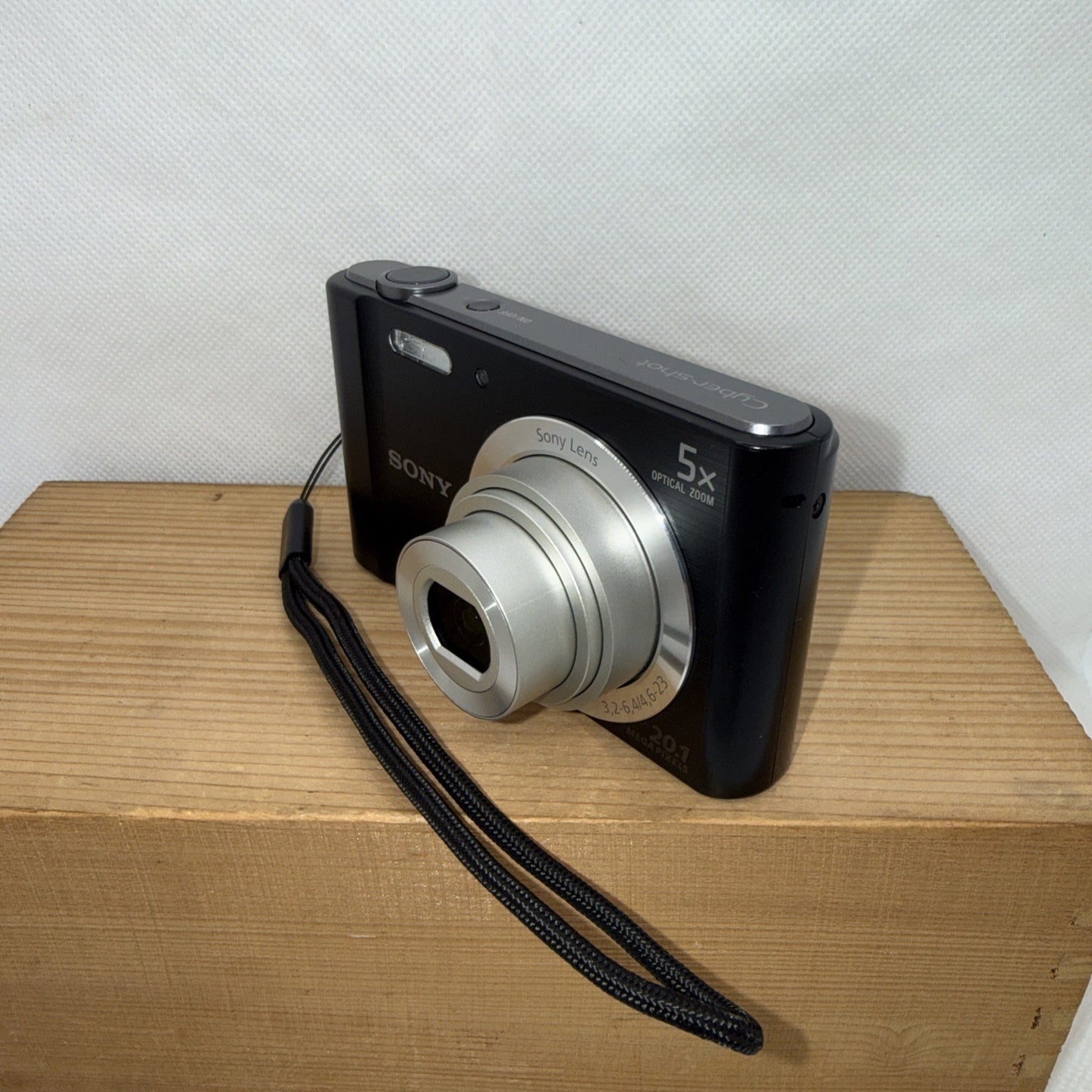 Sony Cyber-shot DSC-W800 20.1MP Digital Camera Tested + Charger Battery 16GB SD3