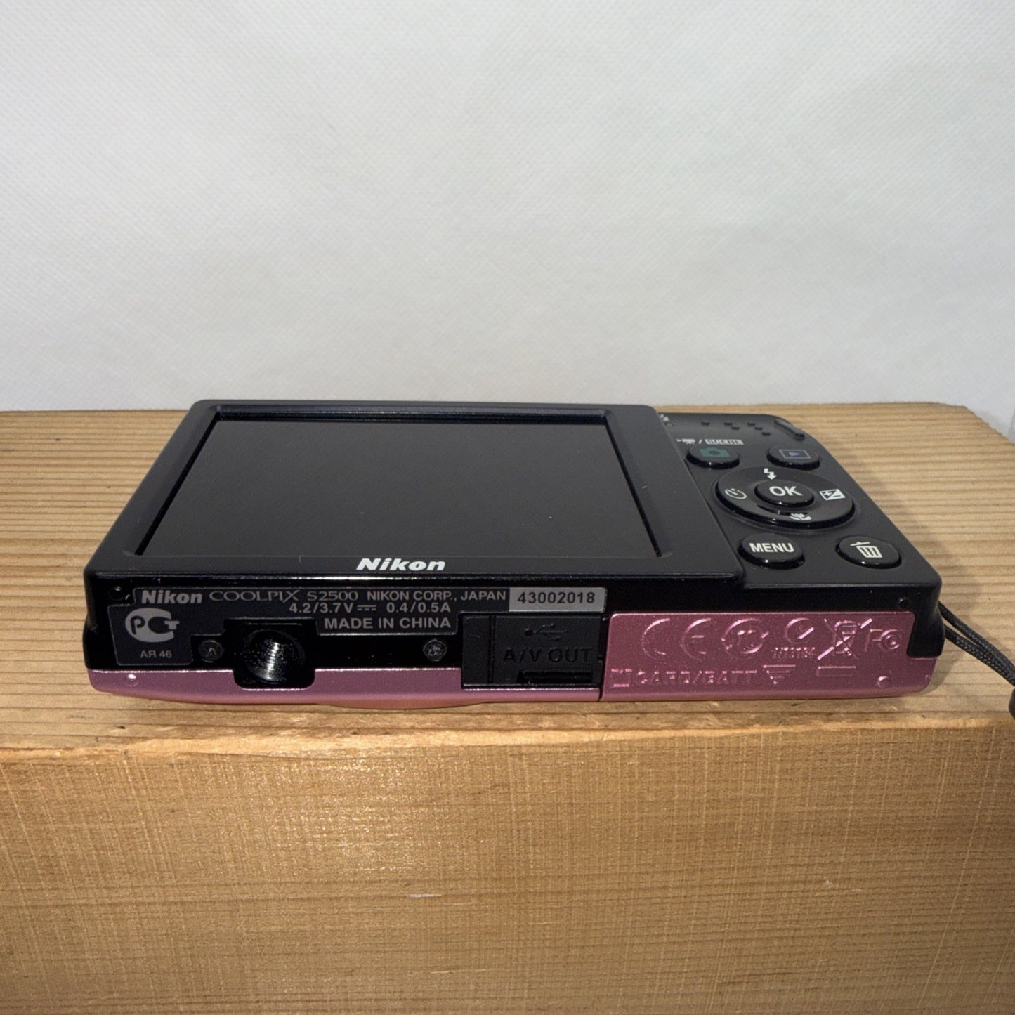 Nikon Coolpix S2500 12MP Pink Digital Camera Tested + Charger Battery 4GB SD