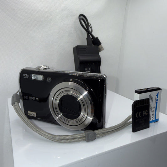 FujiFilm FinePix F72EXR 10MP Digital Camera Tested + Charger Battery 16GB SD