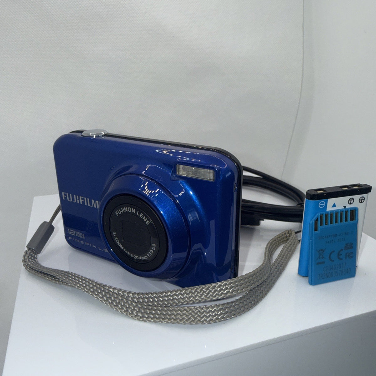 Fujifilm Digital Camera FinePix L55 12MP Tested Working Full Kit 🔋 UK🔌 4GB SD