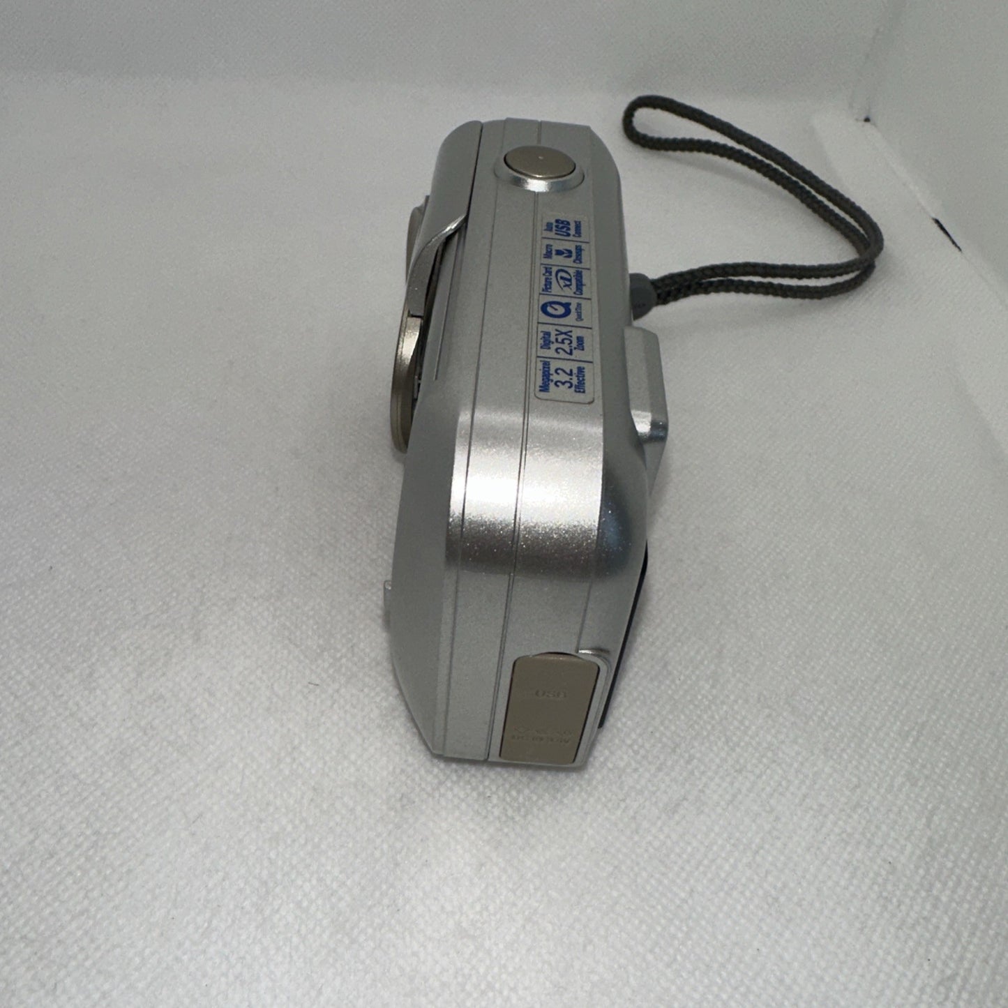 Olympus Digital Camera Camedia D-395 2.0MP Tested Plus Batteries And XD Card6