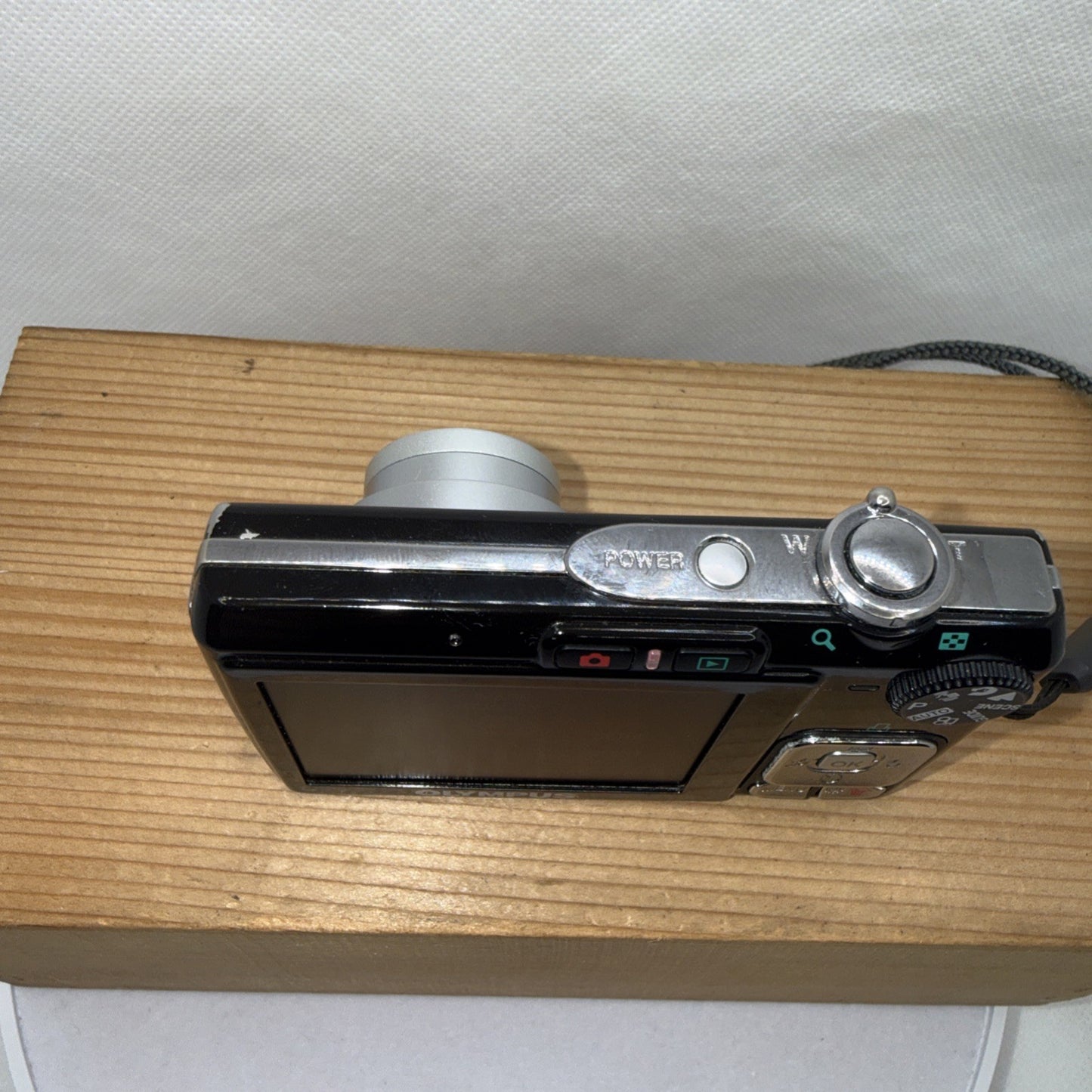Olympus FE-280 8MP Digital Camera Tested Working + Charger Battery 1GB XD Card