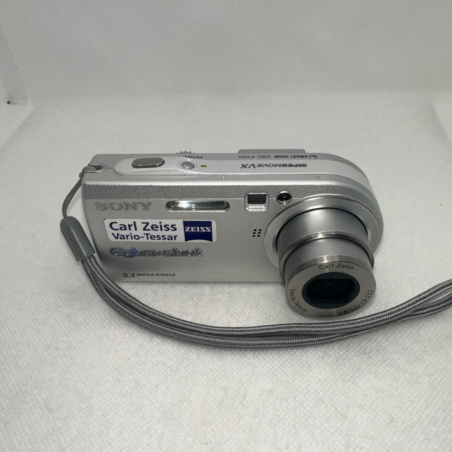 Sony Cybershot DSC-P100 5MP Digital Camera Tested + Charger Battery Memory Case2