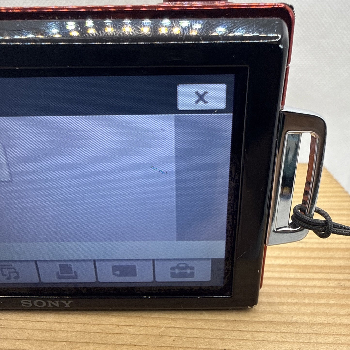 Sony Cyber-shot DSC-T300 10.1MP Digital Camera Working + Charger Battery Memory