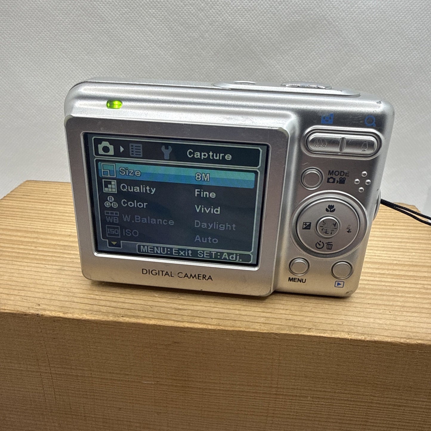 Technika SH-8360 8.0MP Digital Camera Tested Working Plus 4GB SD Card Retro
