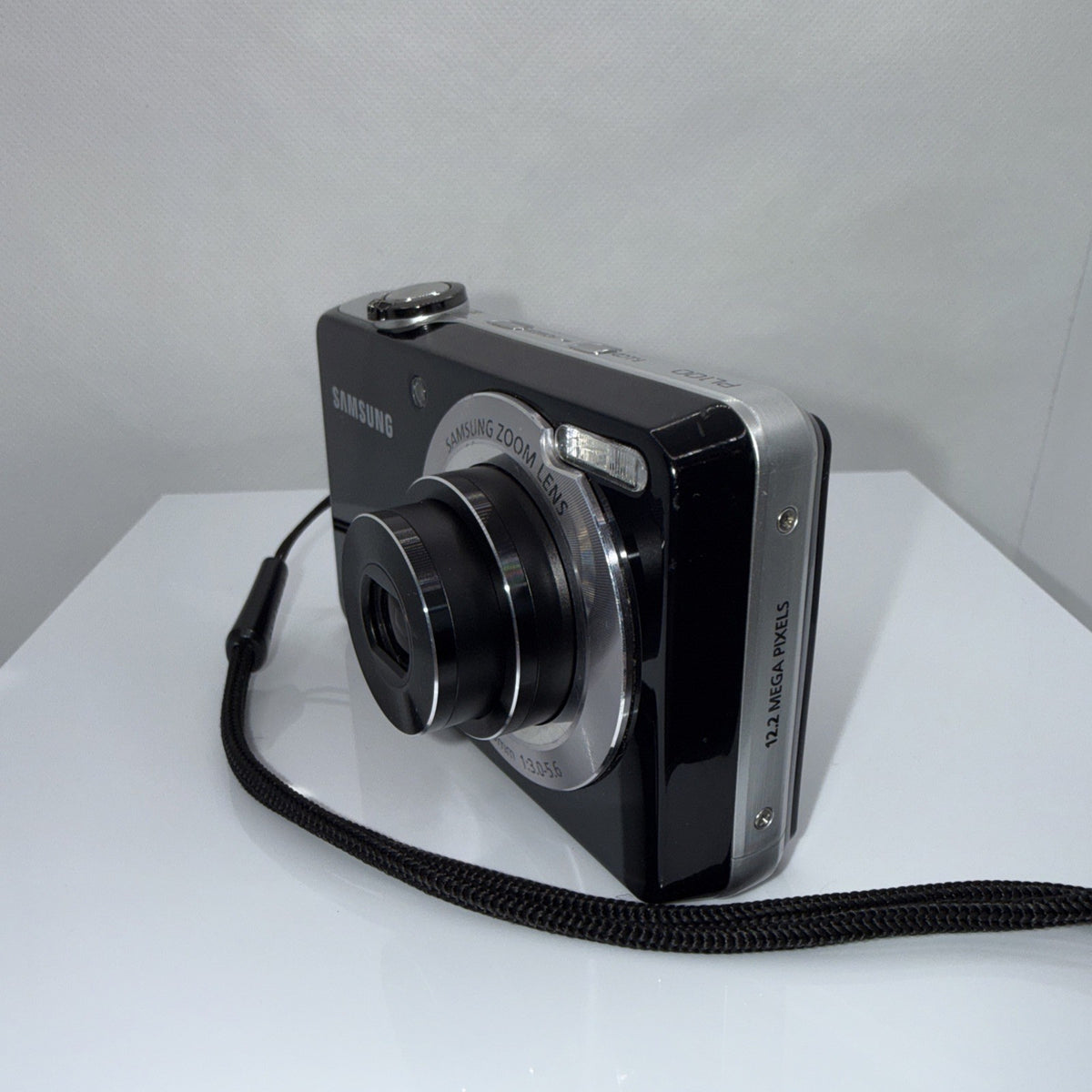 Samsung PL100 12.2MP Selfie Screen Digital Camera Tested + Accessories 8GB SD