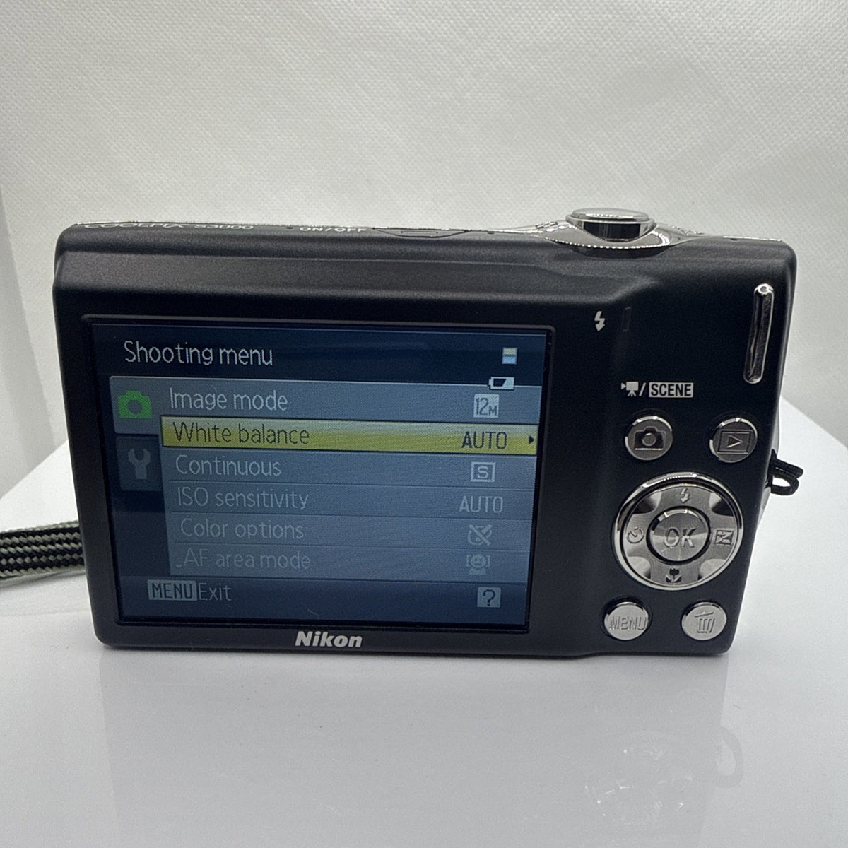Digital Camera Yellow Nikon Coolpix S3000 12MP Tested + Charger Battery 16GB SD