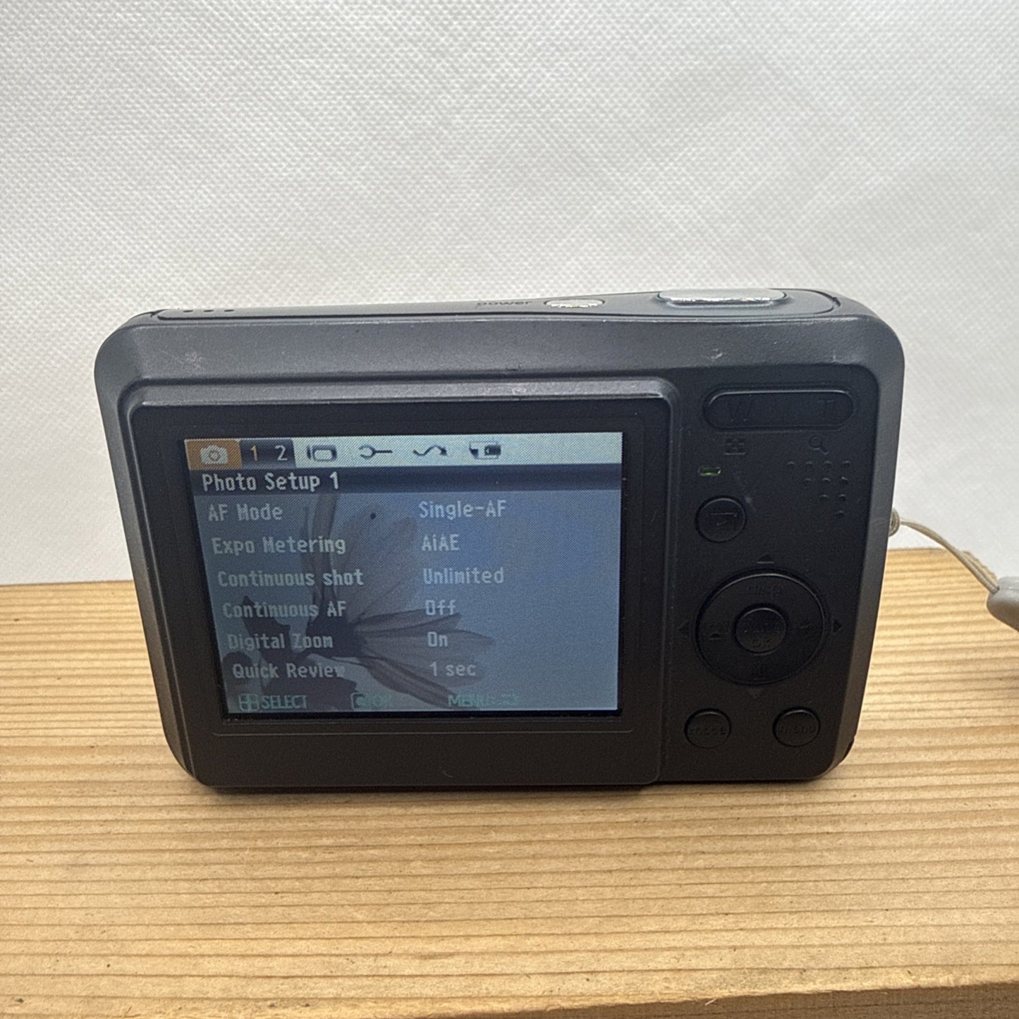 General Electric GE C1033 10.1MP Digital Camera Tested Working + 4GB SD Card
