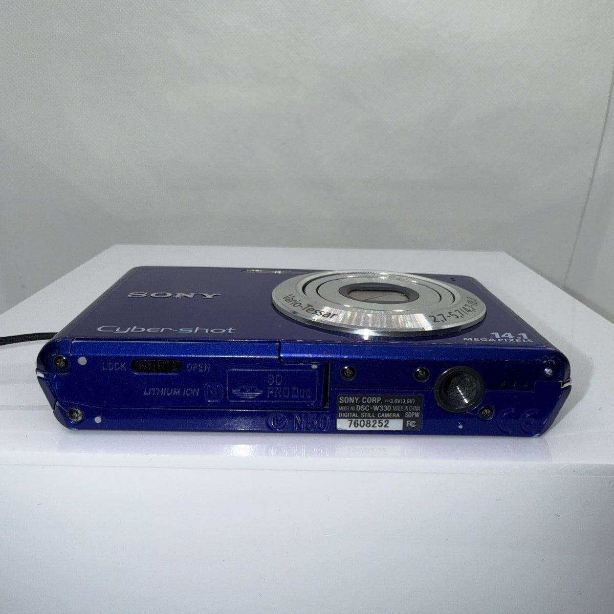 Sony Cyber-shot DSC-W330 Digital Camera Tested Working + Charger Battery 4GB SD