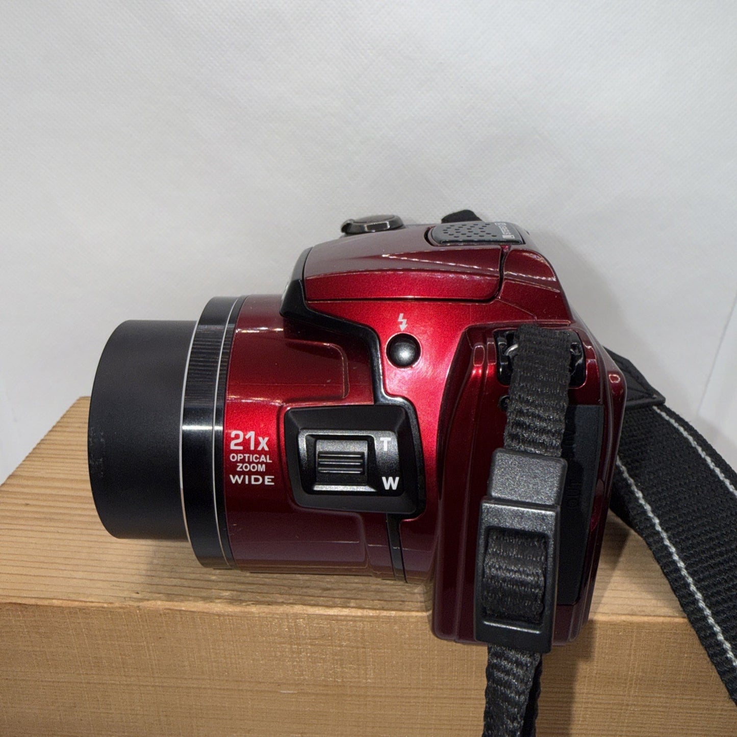 Nikon Coolpix L120 14.1MP Ruby Red Digital Bridge Camera Working + 4GB SD VGC