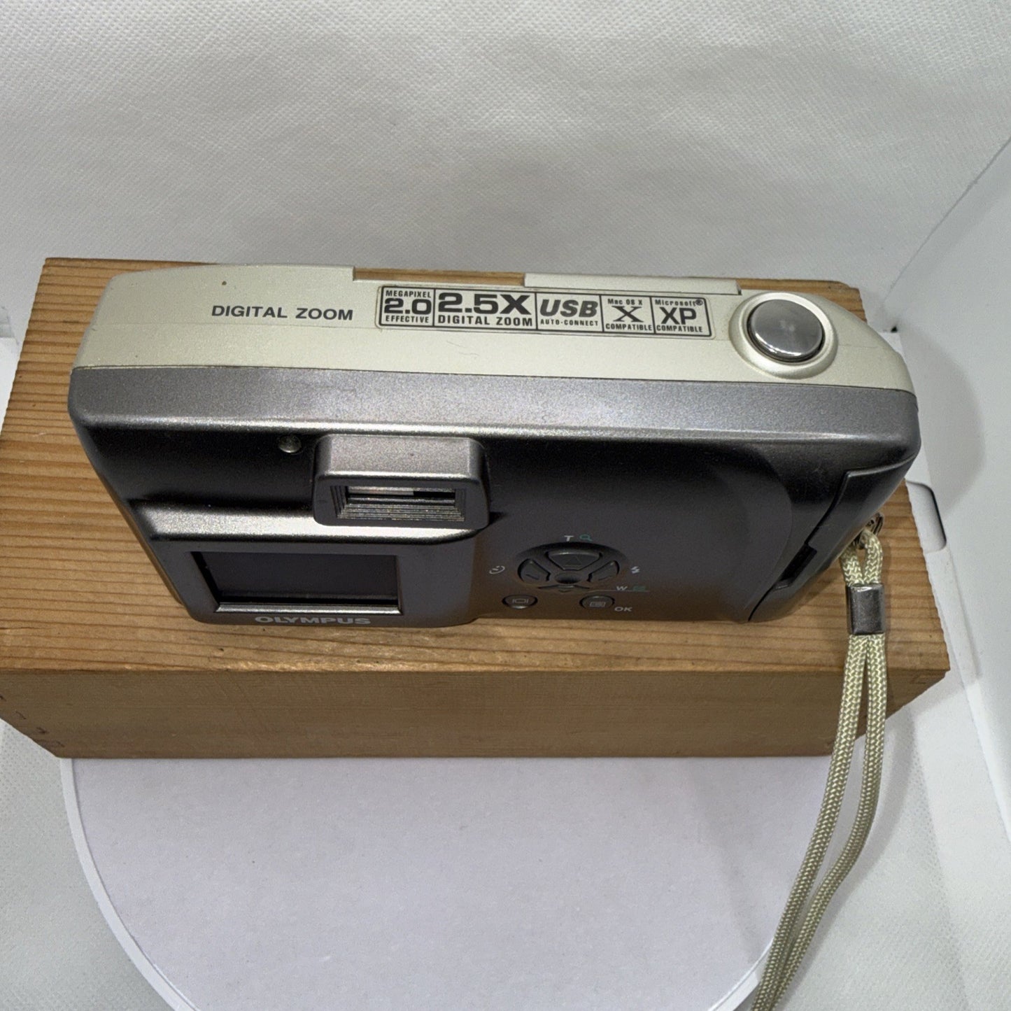 Olympus Digital Camera Camedia C-120 2.0MP Tested + Memory Card & USB - Vintage