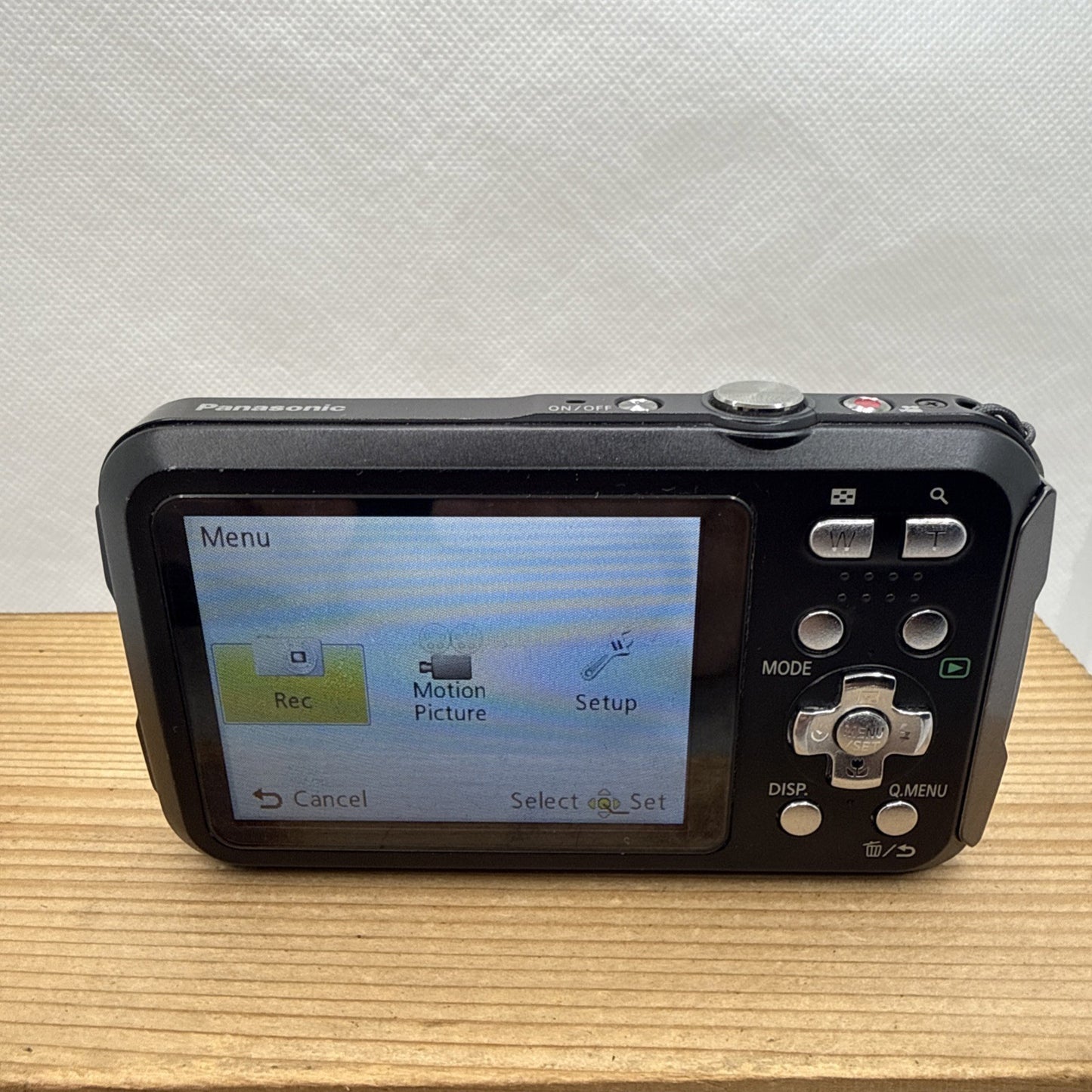 Panasonic Lumix DMC-FT30 16MP Digital Camera Working + Charger Battery Case 16GB