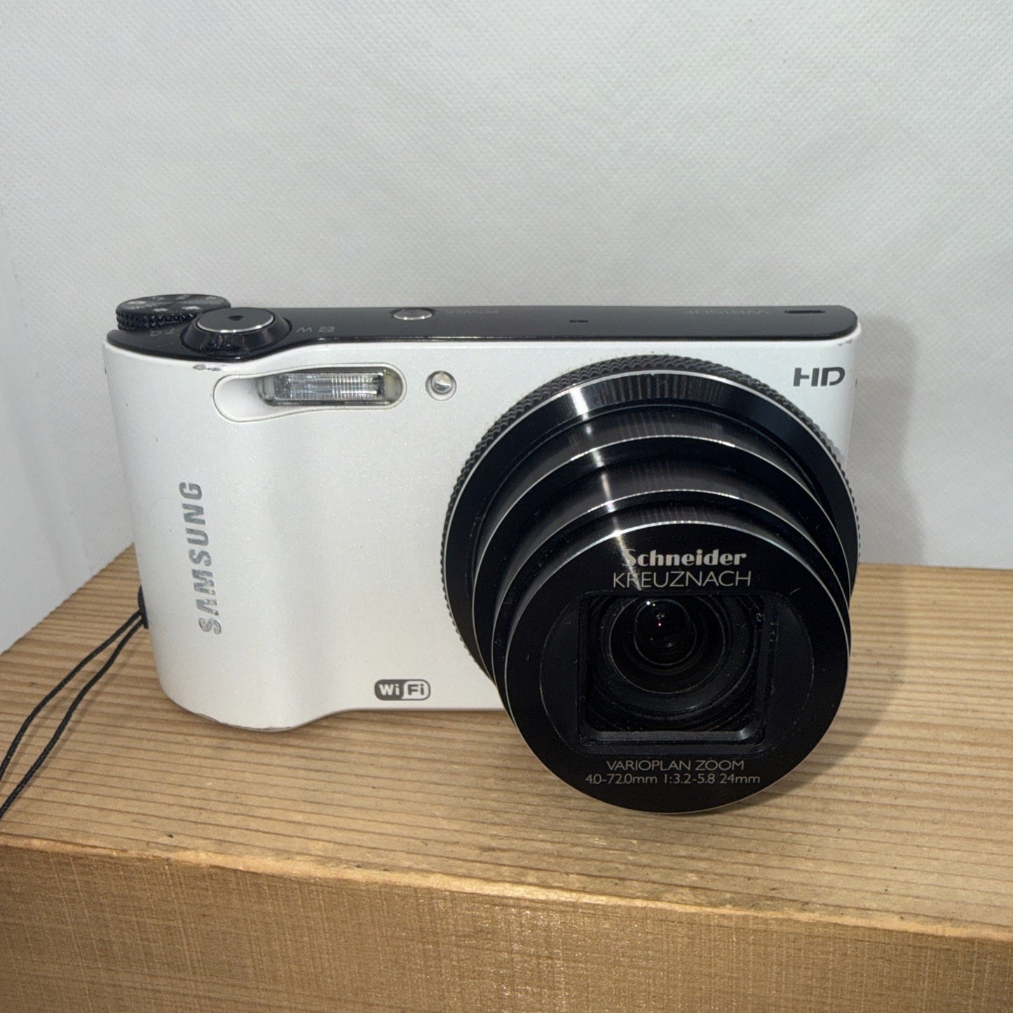 Samsung WB150F 14.2MP Digital Camera Tested *Minor Damage* + Accessories