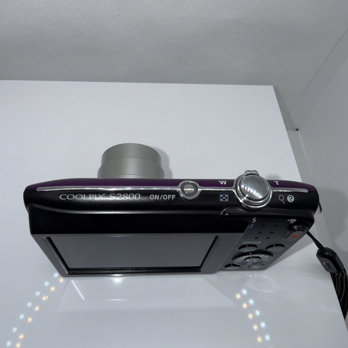 Nikon Coolpix S2800 20.1MP Purple Digital Camera Working + Charger Battery 32GB
